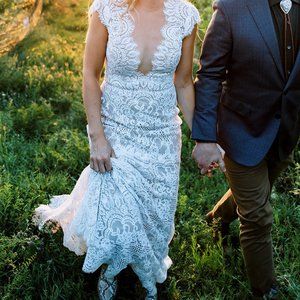 WTOO BY WATTERS PHILOMENE GOWN - SZ 6